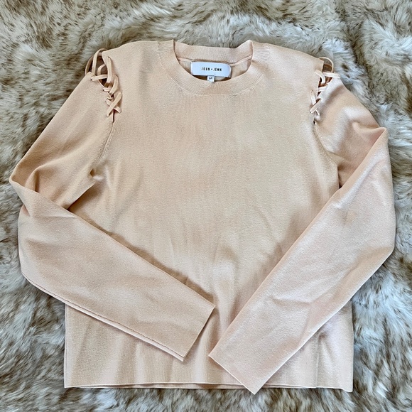 John + Jenn Light Pink Sweater with Stitched/Cut Out Style Sleeve - Picture 7 of 8